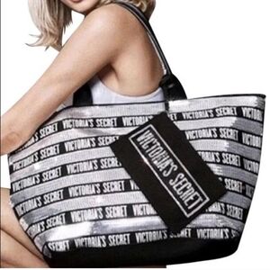 NEW Victoria’s Secret Tote Bag and Cosmetic Bag
